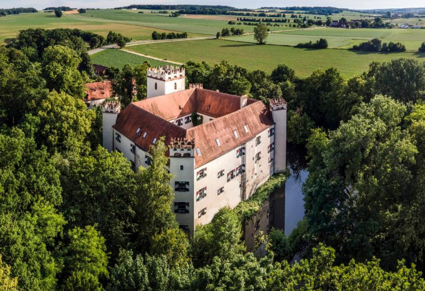 Schloss Mariakirchen, Germany